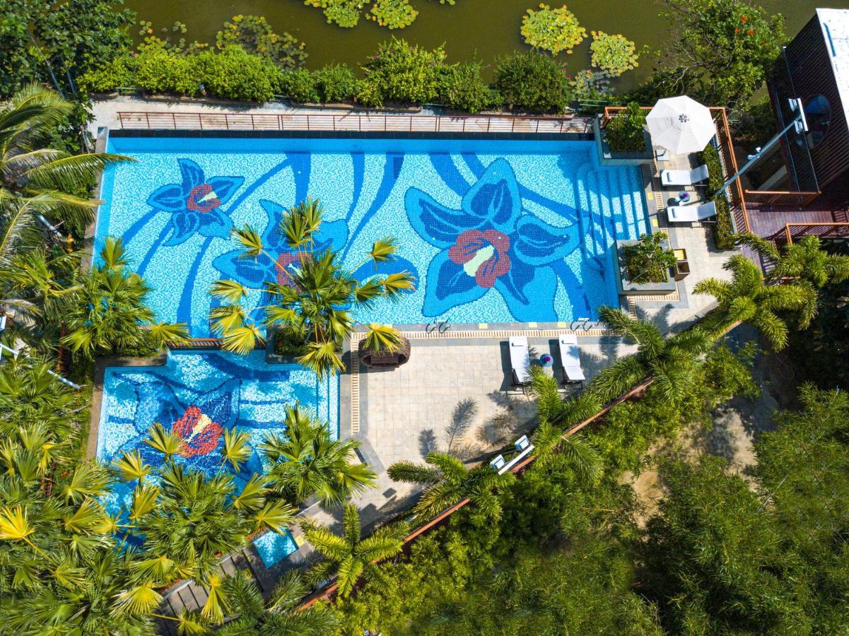 Holiday Inn & Suites Sanya Yalong Bay Exteriör bild