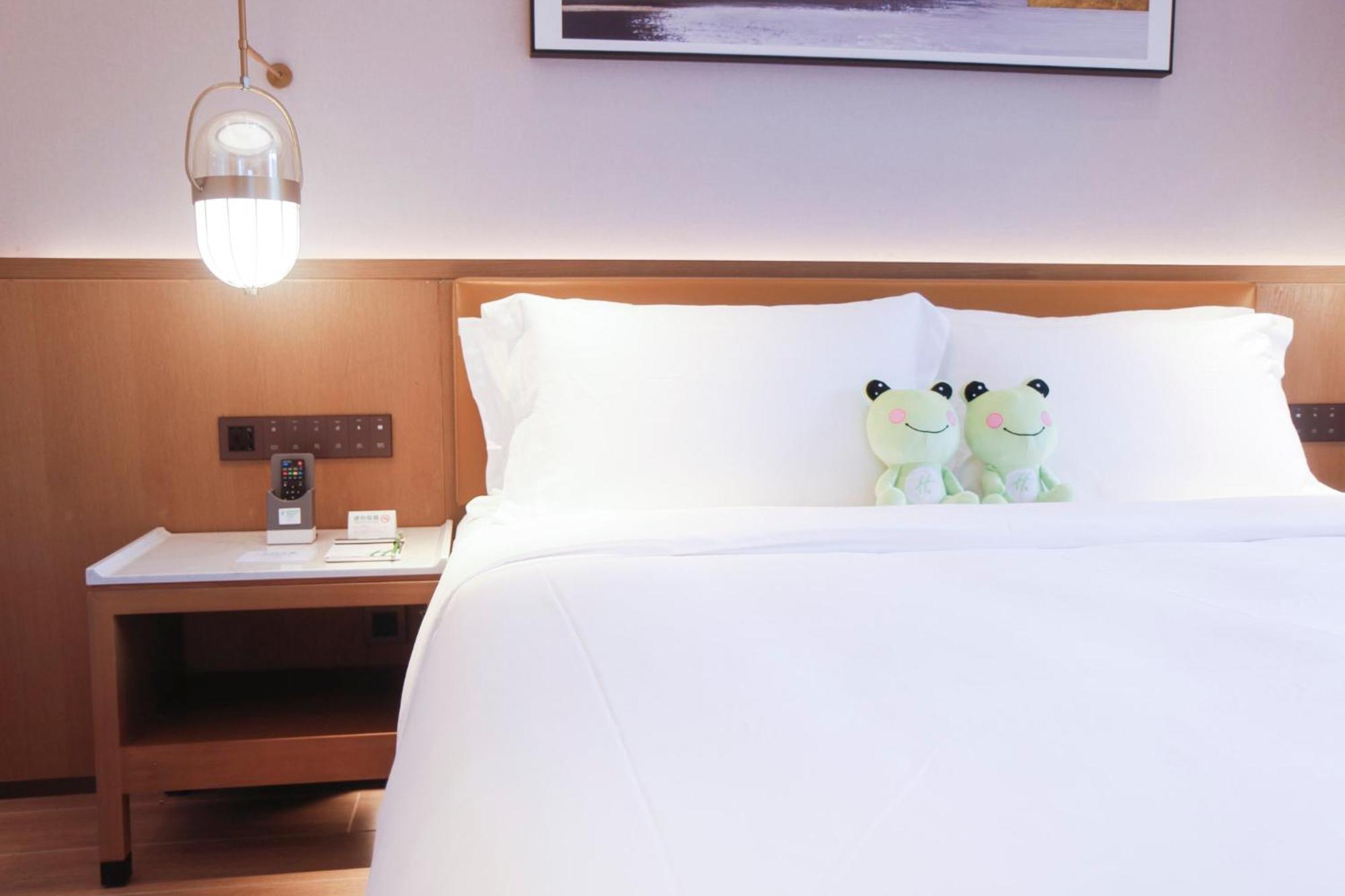 Holiday Inn & Suites Sanya Yalong Bay Exteriör bild